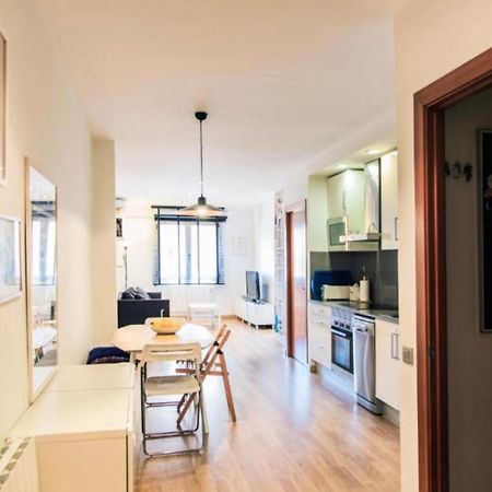 Sweet Bcn Plaza Universidad Apartment Barcelona Luaran gambar